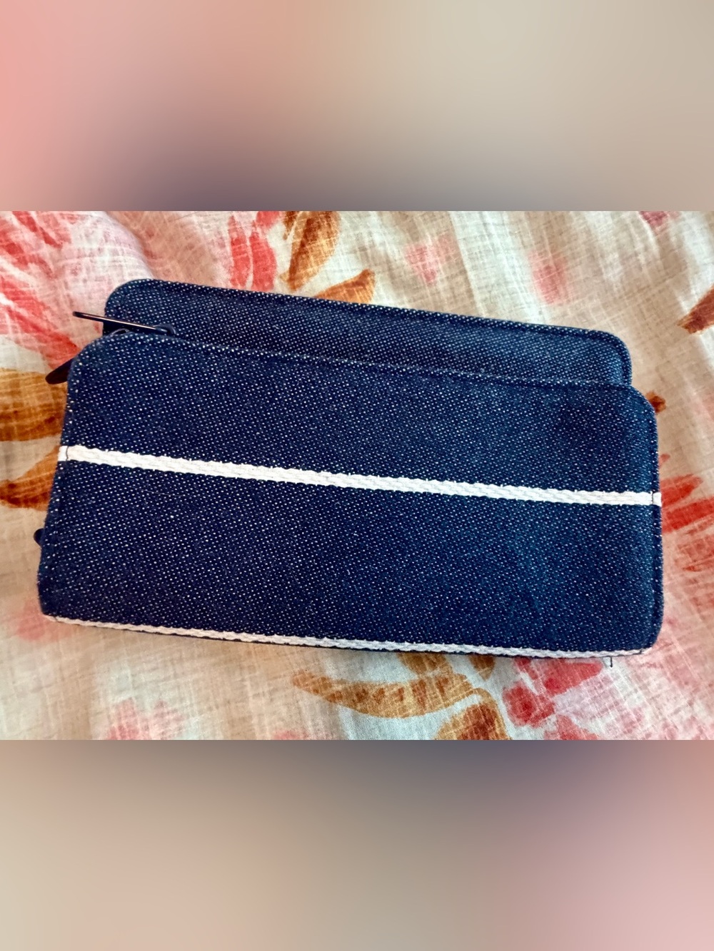 thirty-one Navy Blue Zip Around Wallet with White Stripe